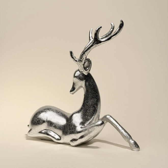 Сувенир Олень лежащий (полирезин), Н20,5х21х7,5см, серебряный