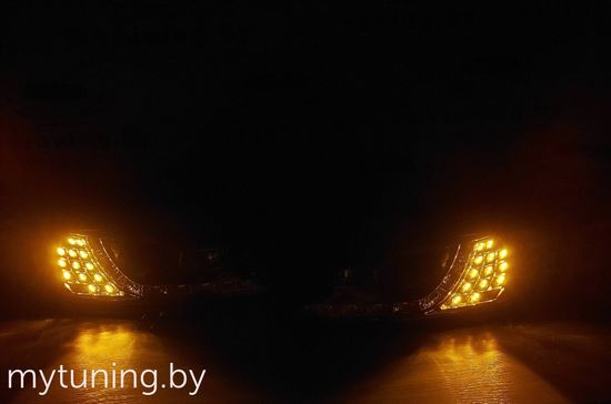 Передние фары VW Passat B5 daylight black