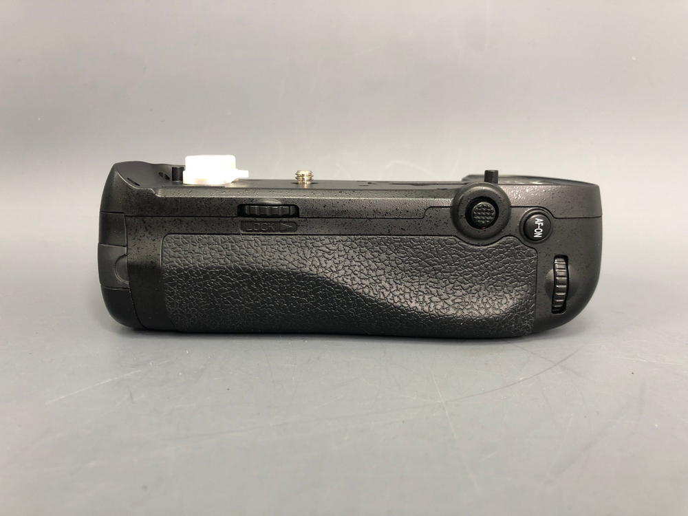 Nikon MB-D18 For Nikon D850