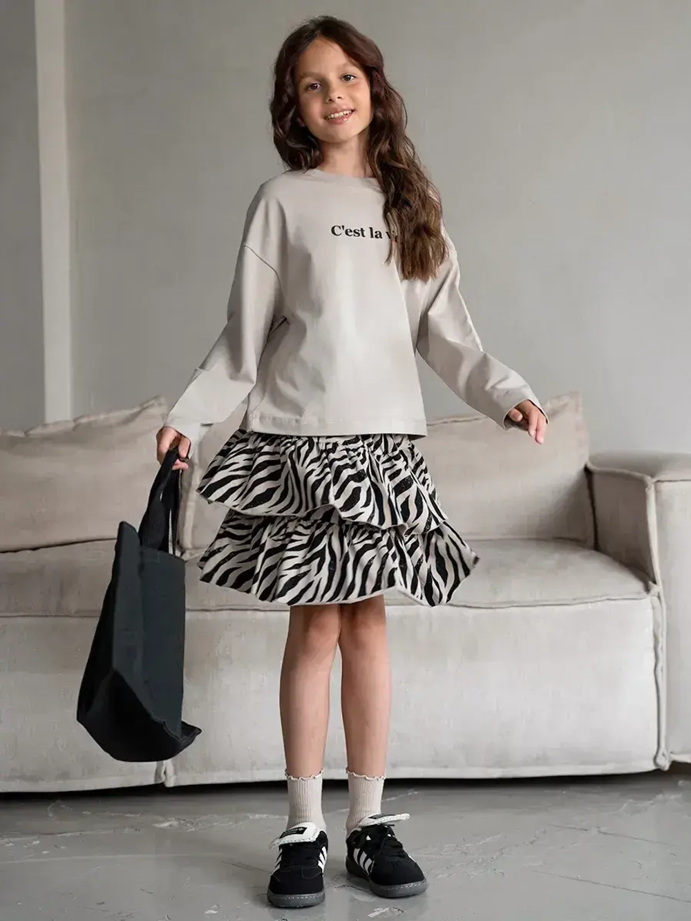 Летний костюм для девочки, лонгслив и юбка