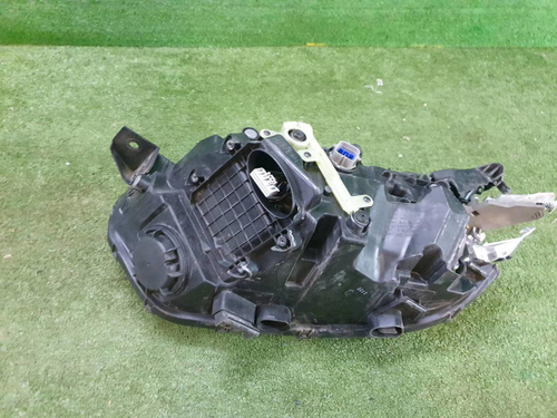 Битая Фара правая Genesis G90 (2018-2022) LED