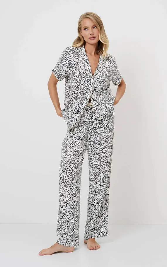 BELLA Пижама женская с шортами