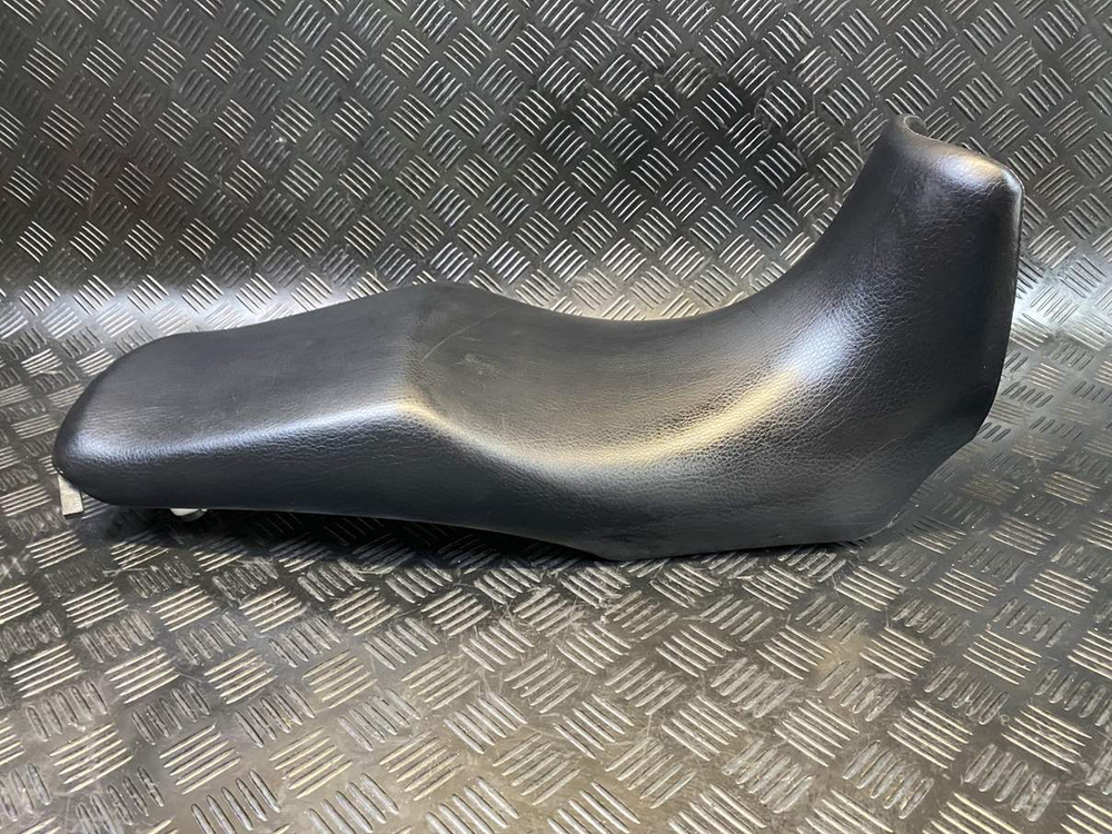 Сиденье Yamaha TDM900 RN08 2002