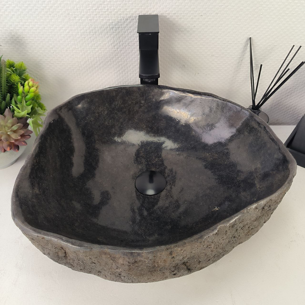 Раковина из речного камня RS-65012 46*44*15 0861