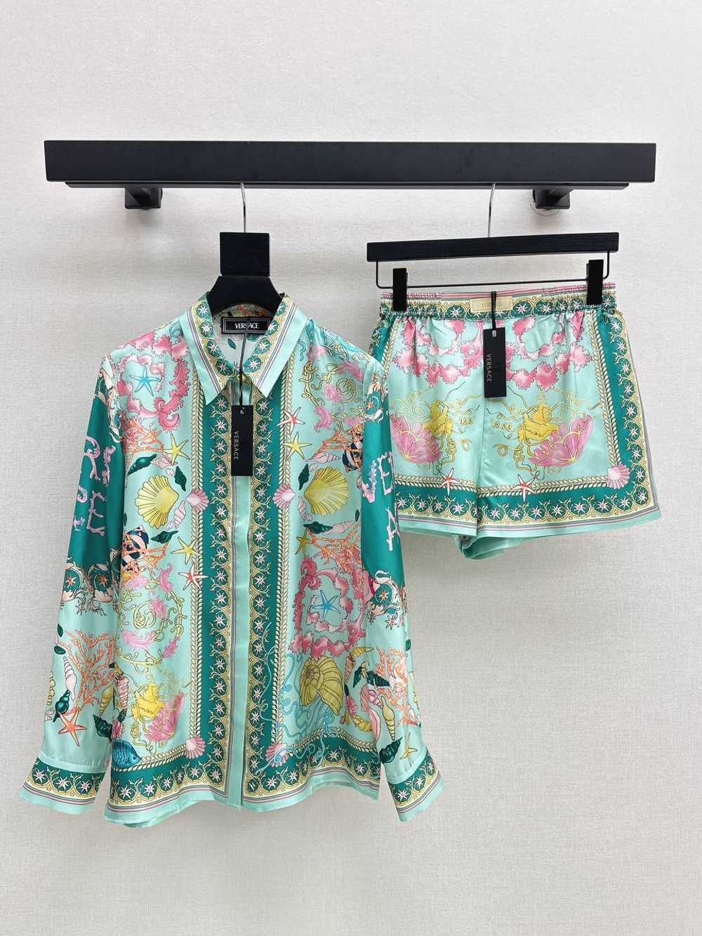 Костюм Versace