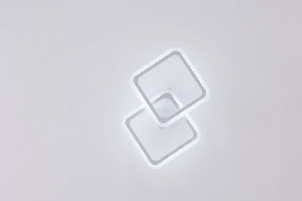 Люстра потолочная светодиодная Corpo 4030 , LED, цвет белый. Люстра с пультом управления, мощность 52 Вт. Светильник потолочный. Площадь освещения до 15 м2