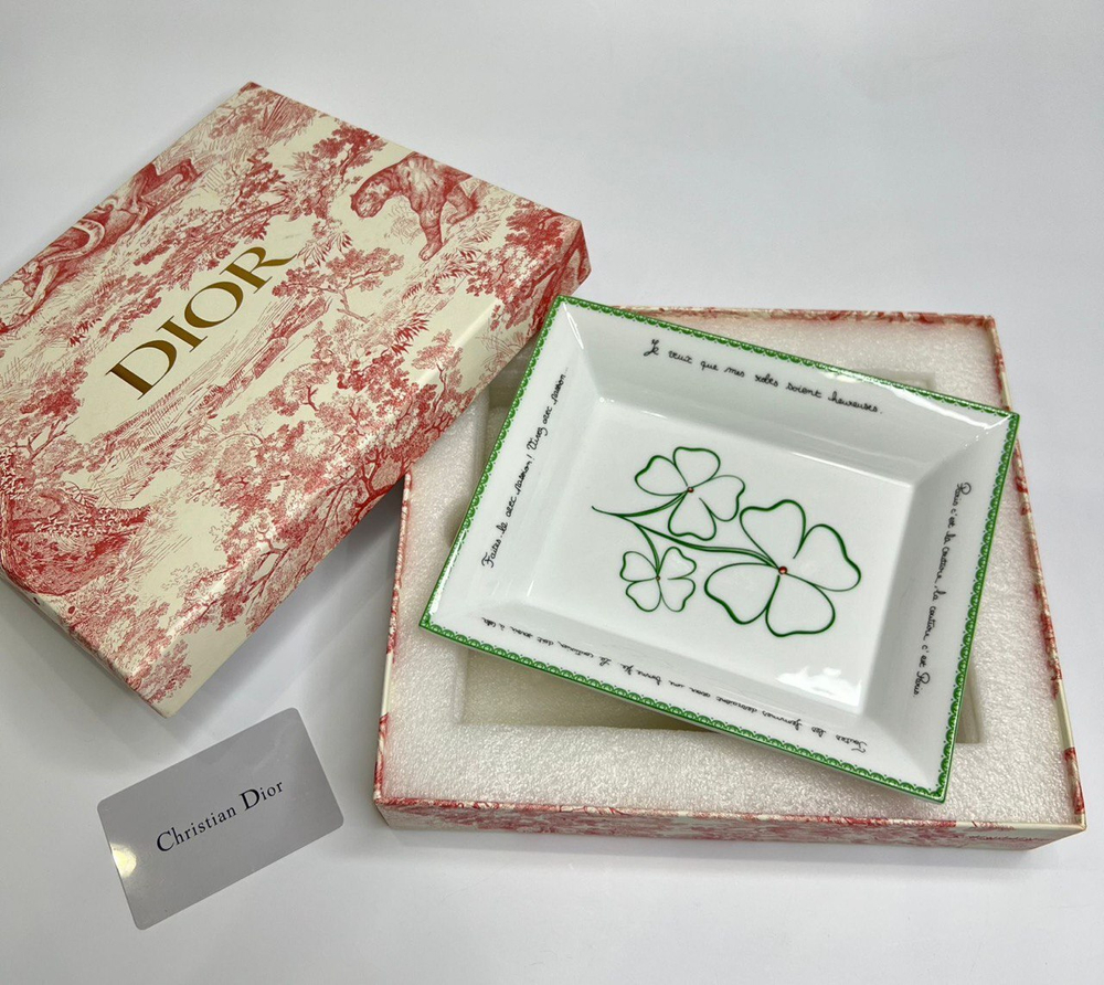 Тарелка Dior