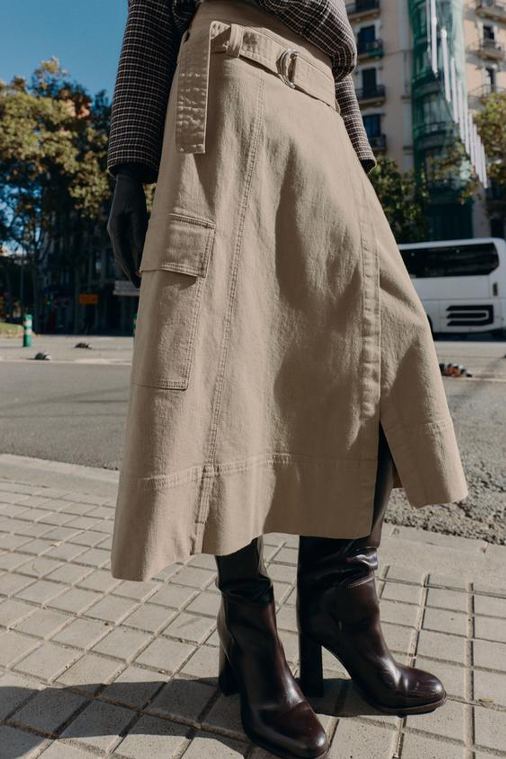 ZARA ЮБКА МИДИ КАРГО С РЕМНЕМ, ПЕСОЧНЫЙ