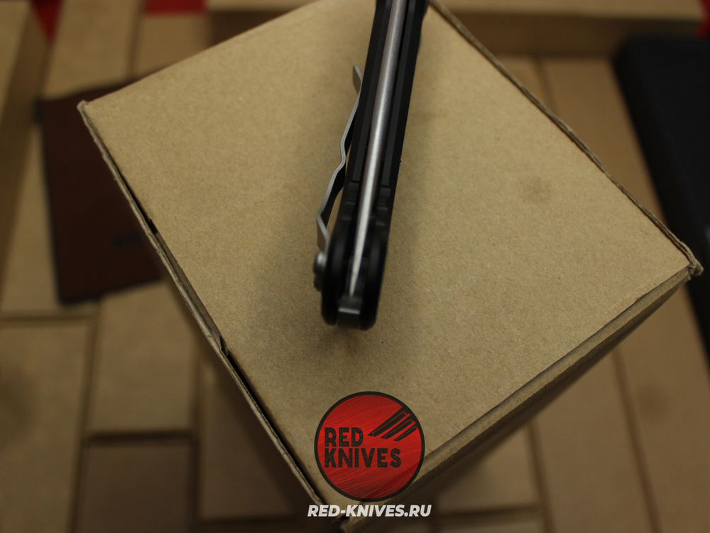 Нож Microtech BLK LUDT Gen III Standard S/E - клинок серый, черная рукоять