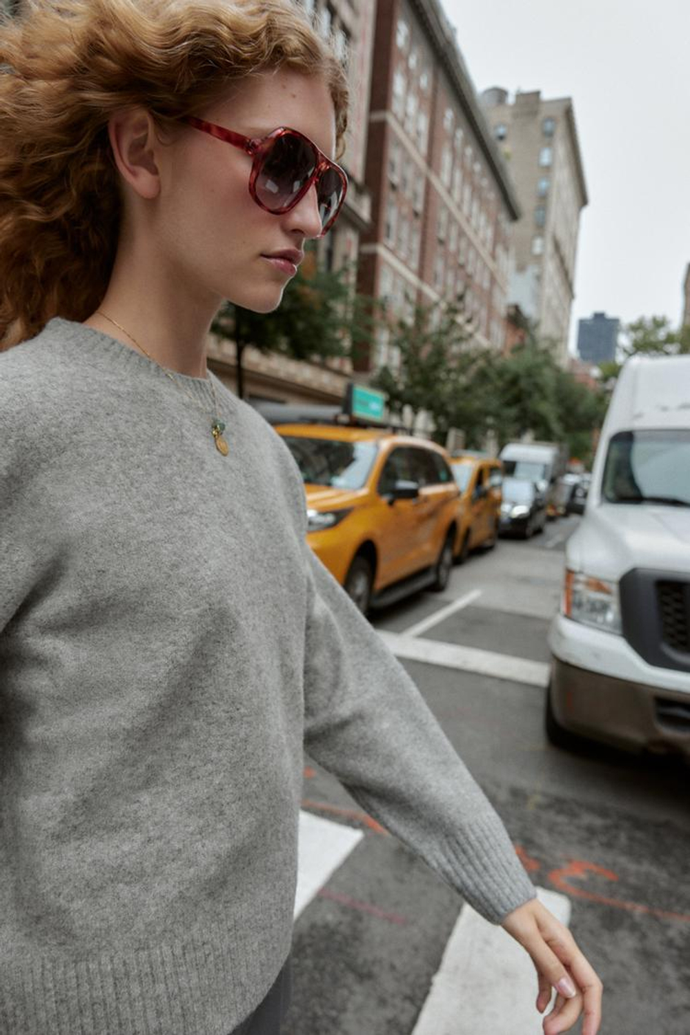 ZARA ОДНОТОННЫЙ СВИТЕР ИЗ МЯГКОГО ТРИКОТАЖА, СЕРЫЙ МЕЛАНЖ