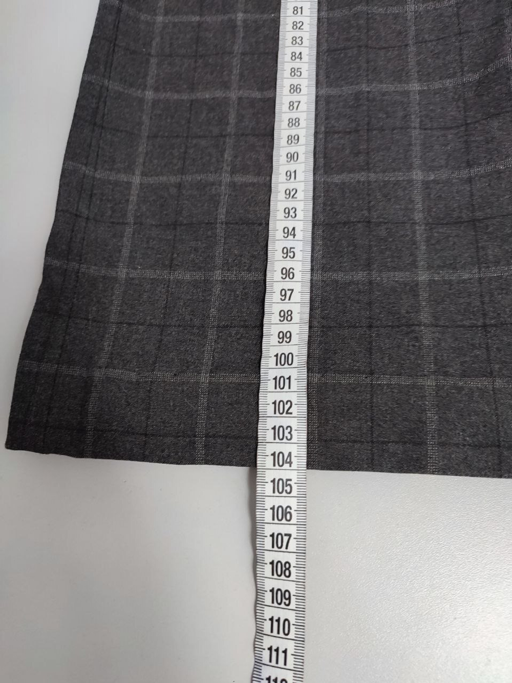 Брюки в клетку серые 40 размер