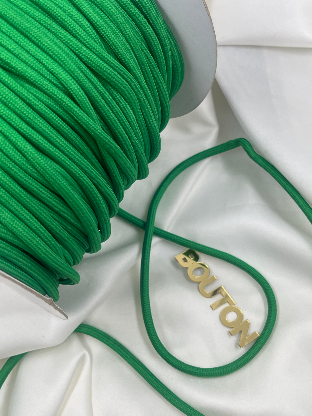 Шнур круглый зелёный метражом 5 мм