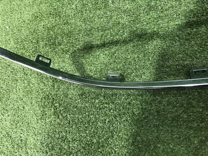 Молдинг решетки радиатора Mini Countryman F60 (2016-2020)