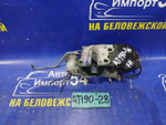 Замок двери передней правой TOYOTA CARINA E 1992