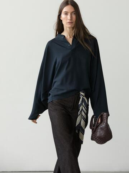 Massimo Dutti Блуза-накидка из струящейся ткани с воротником-стойкой, темно-синий