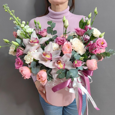 Композиция с орхидеями