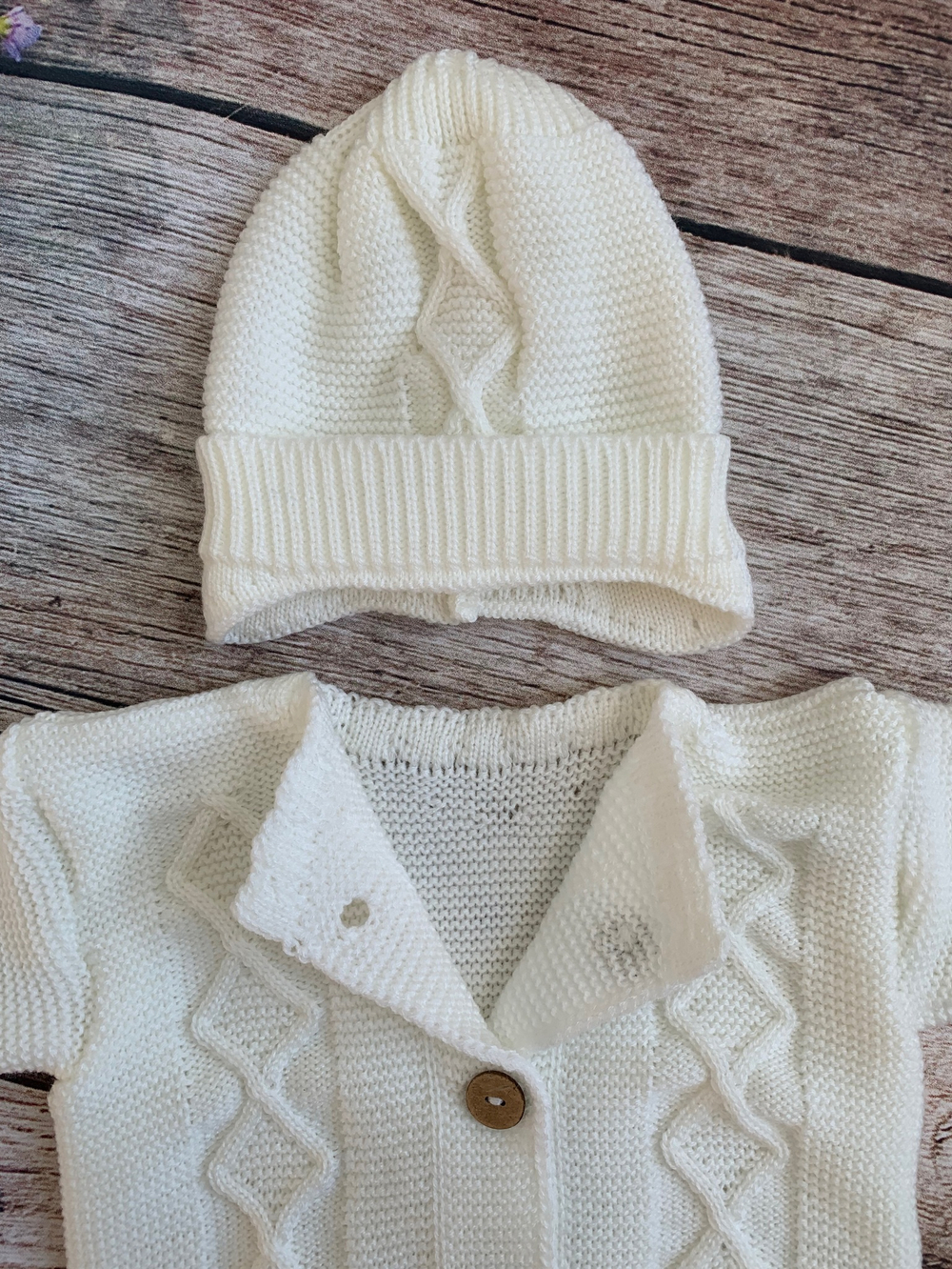 Комплект вязаный "АйШах" 3 предмета (комбинезон, носочки, шапка) (Цвет: Серый, Размер: 26)