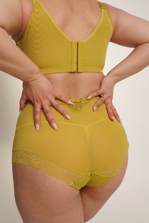 Трусы Vasilissa Camille шортики желтый