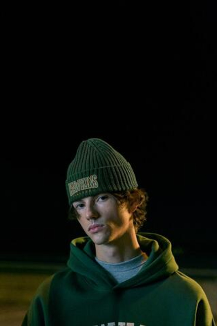 PULL&BEAR Шапка крупной вязки "Stranger Things", зеленый