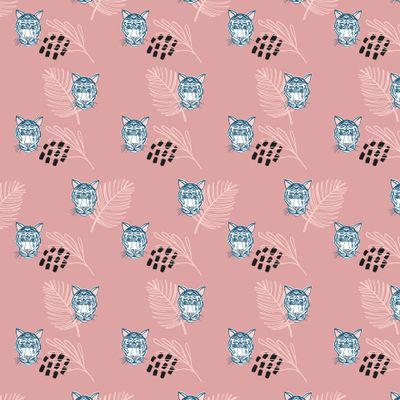 Тигры и тропические растения на розовом фоне