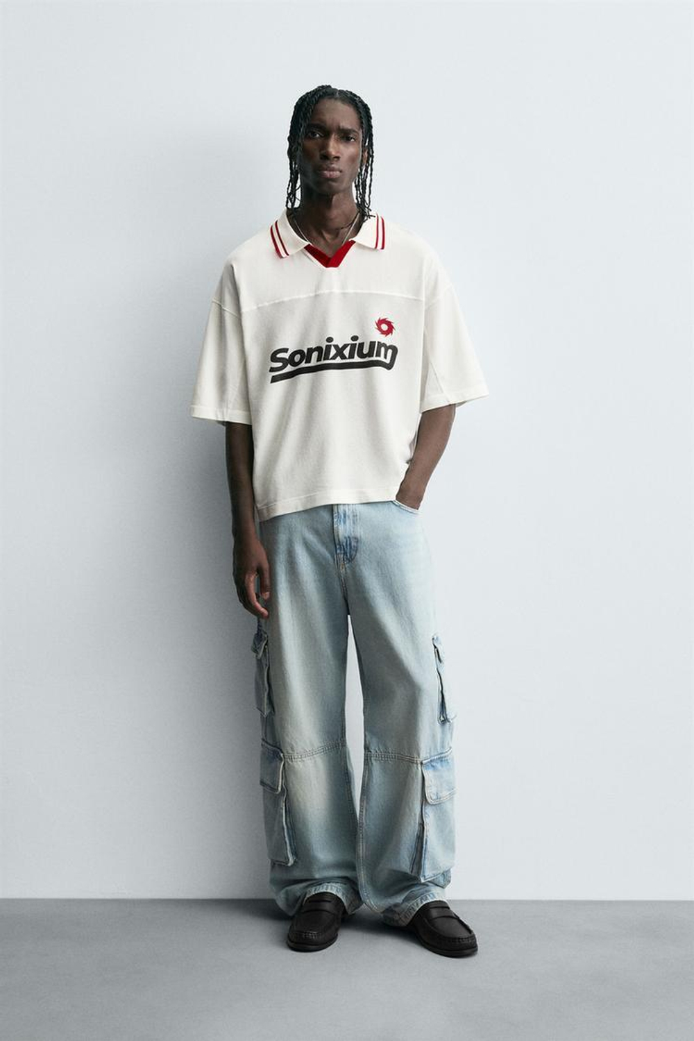 ZARA РЕТРО-ФУТБОЛЬНОЕ ПОЛО С ПРИНТОМ, ЭКРЮ