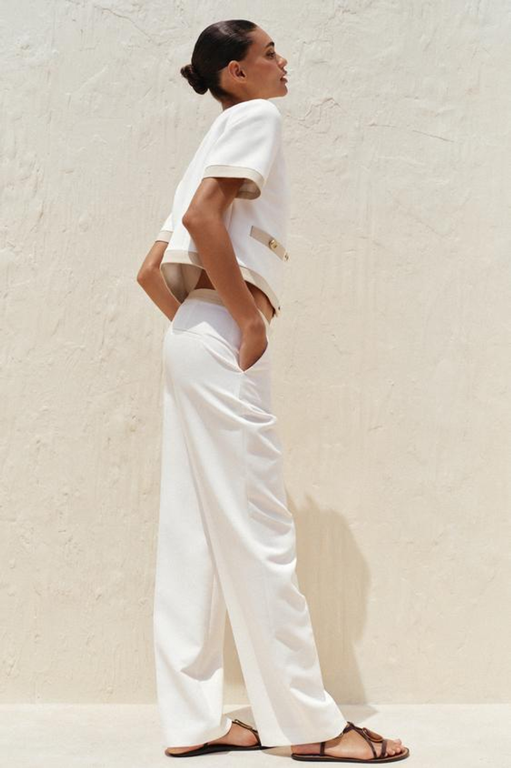 ZARA ПРЯМЫЕ БРЮКИ С КОМБИНИРОВАННЫМ ПОЯСОМ, ЖЕЛТОВАТО-БЕЛЫЙ