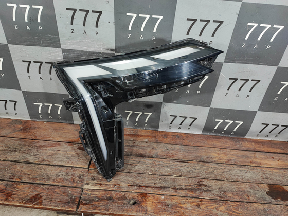 Фара правая LED Geely Atlas 2 23-нв Б/У Оригинал 7051051200