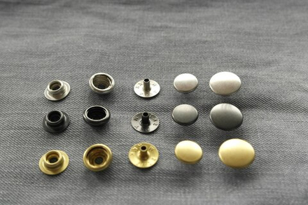 Кнопка YKK кольцевая 13мм