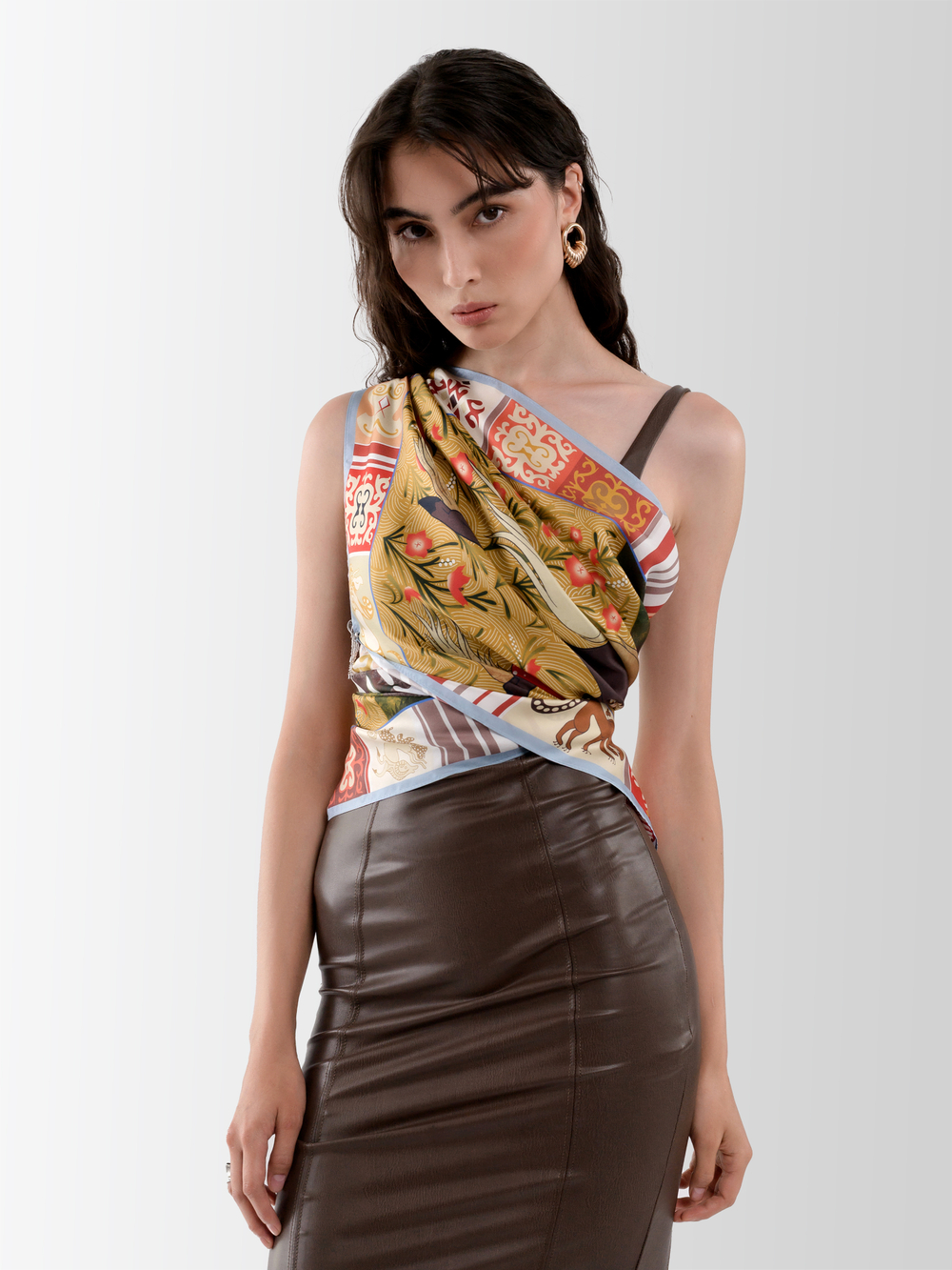 Платок «Женский лик Алтая. Осень» 100% шёлк