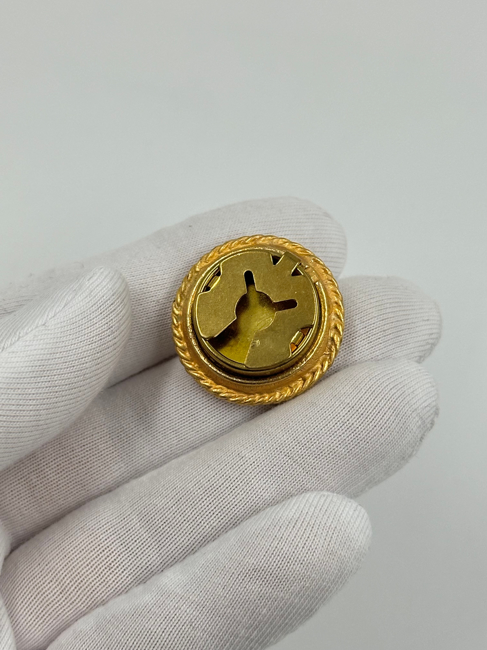 Накладка на пуговицу