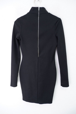 Платье Ouphiria стильное 40 размер