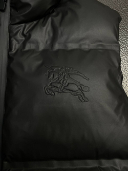 Безрукавка Burberry