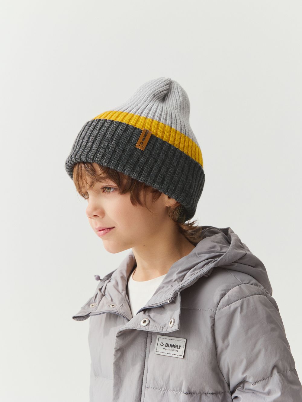 Шапка тыква из смесовой шерсти однослойная Колор блок "Серебро"