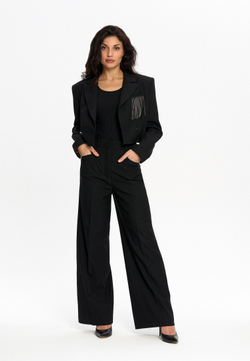 Кроп-жакет Ravelynn