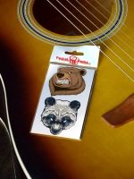 Стикеры - Злой медведь и панда