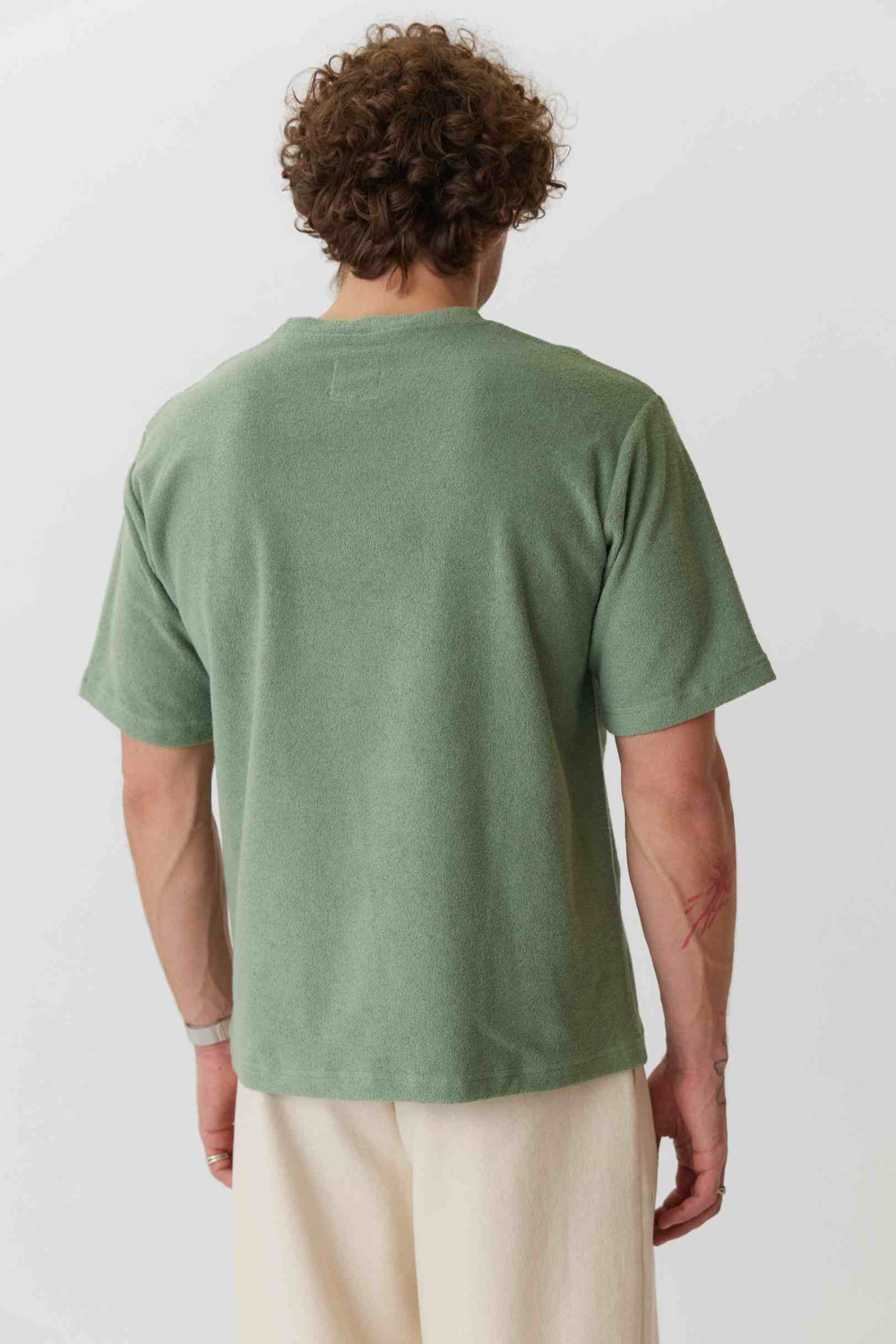 Футболка прямого кроя салатового цвета из махрового хлопка