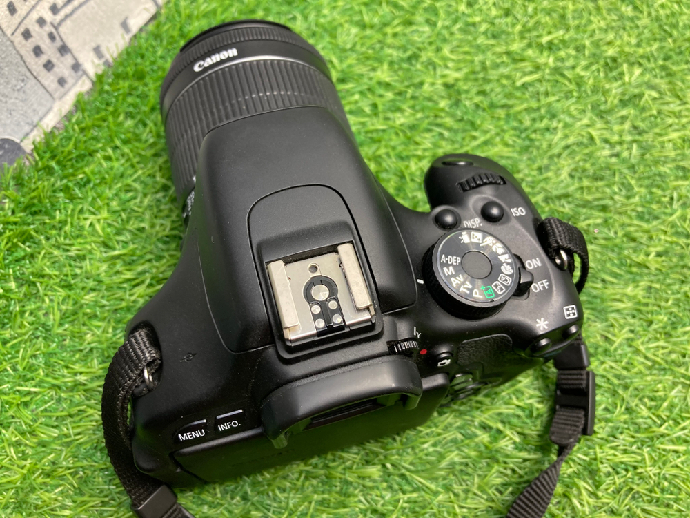 Canon 600D Kit 18-55mm 3.5-5.6 IS STM 9700 кадров