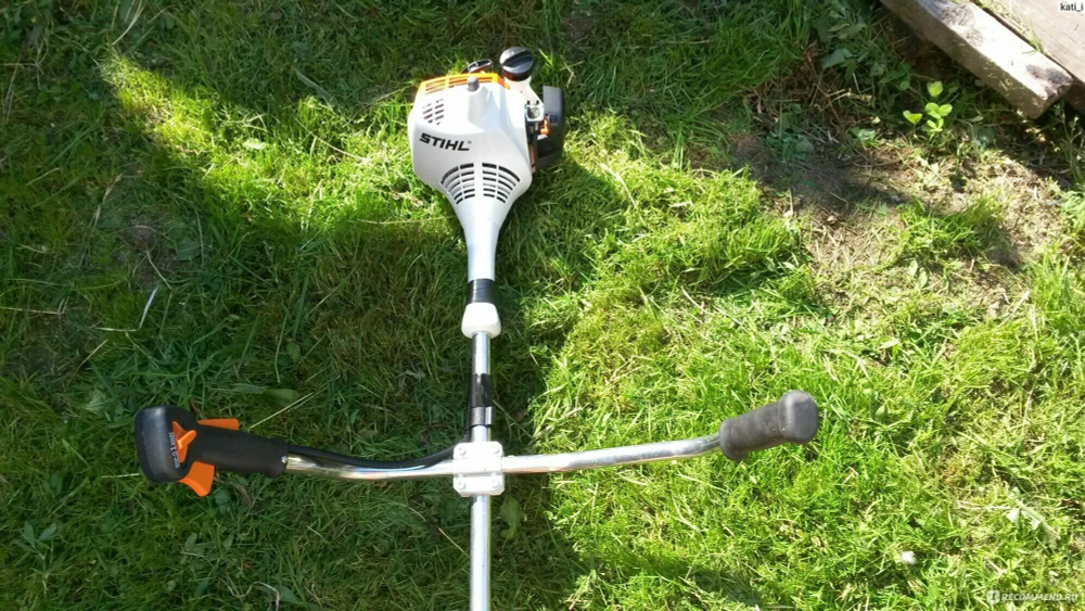 Триммер STIHL FS55 бензиновый, ширина скашивания 55см, полная комплектация с катушкой и ножом ОРИГИНАЛ