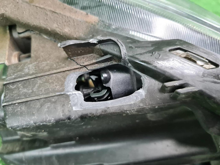 Фара правая Geely Atlas 1 (2016-2022) LED