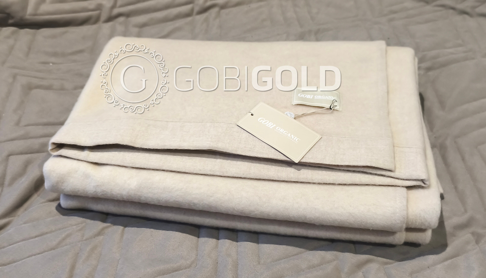 Одеяло тканое из 100% кашемира (GOBI) 135x200 см. - кремовое (ЛЮКС)