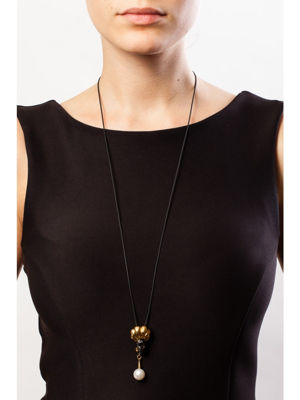 "Муун" подвеска в золотом покрытии из коллекции "In Vitro" от Jenavi с замком карабин