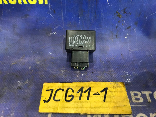 Реле поворотов TOYOTA BREVIS 2001