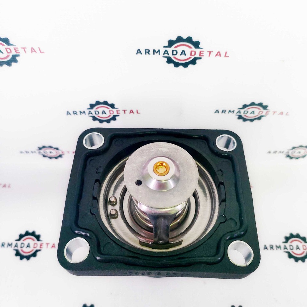 Корпус с термостатом в сборе JCB 3CX 4CX 02/202411 02/202106