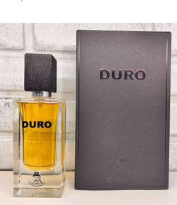 Парфюмерная вода древесная Duro с кожей.