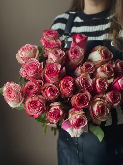 Розы Эквадор Premium 60 см (Мэджик Таймс)