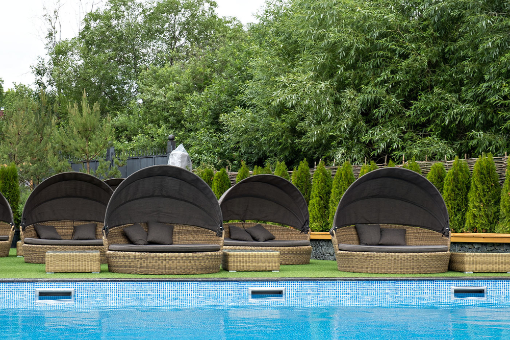 "Стильяно" плетеная кровать круглая, цвет соломенный