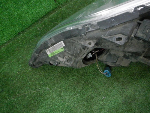 Фара правая Honda CR-V 3 (2006-2012) галоген