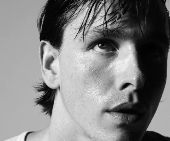 Мист для сияния кожи Rhode Glazing Mist