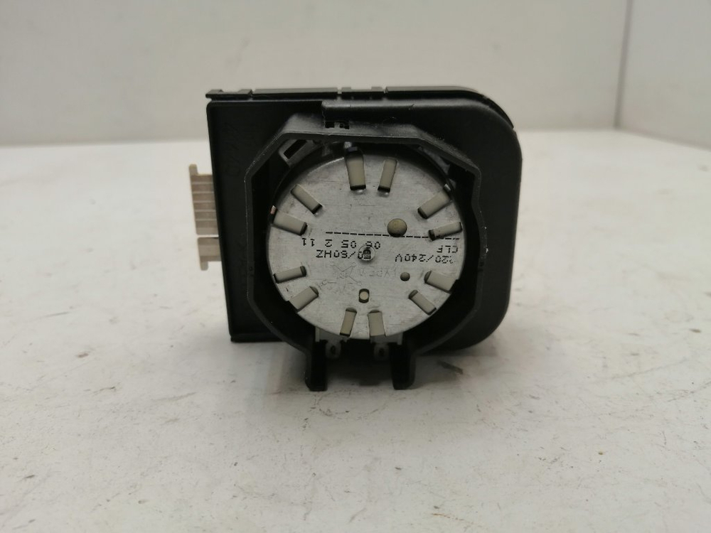 WS105TX кт100 Селектор программ для стиральной машины Indesit 3166001 б/у