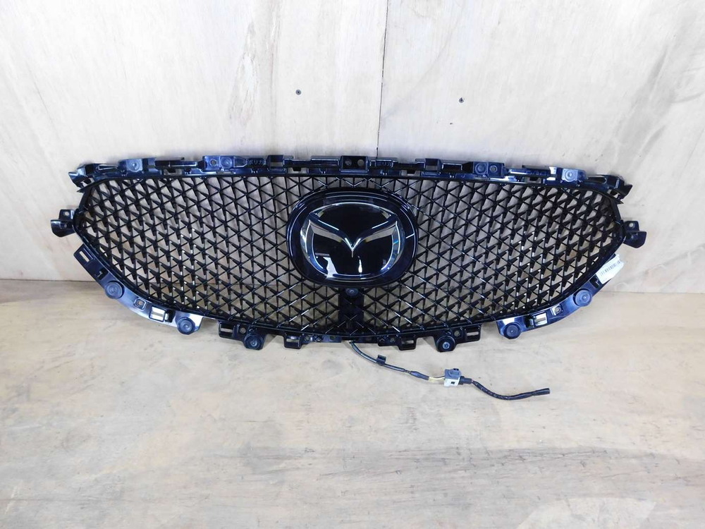 решетка радиатора Mazda CX-5 KFEP 2017